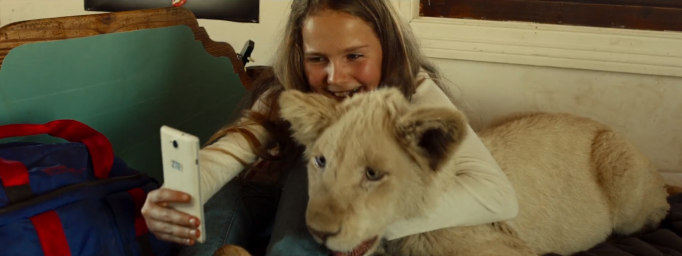 Кадры из фильма Девочка Миа и белый лев (Mia et le lion blanc)
