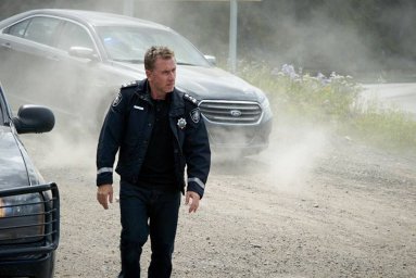 Кадры из сериала Стальная звезда (Tin Star)