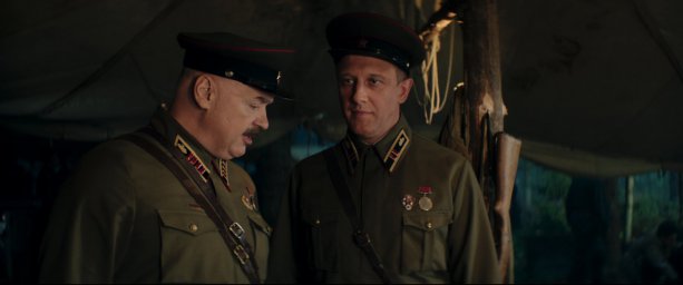 Кадры из фильма Несокрушимый