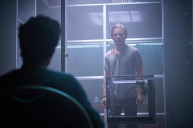 Кадры из сериала Ты (You)