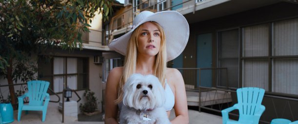 Кадры из фильма Под Сильвер-Лэйк (Under the Silver Lake)