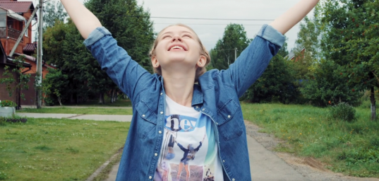 Кадры из сериала Она сбила летчика