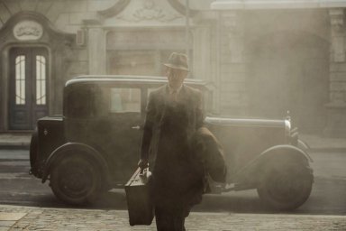 Кадры из сериала Вавилон-Берлин (Babylon Berlin)