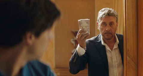 Кадры из фильма Стажёр (Il tuttofare)